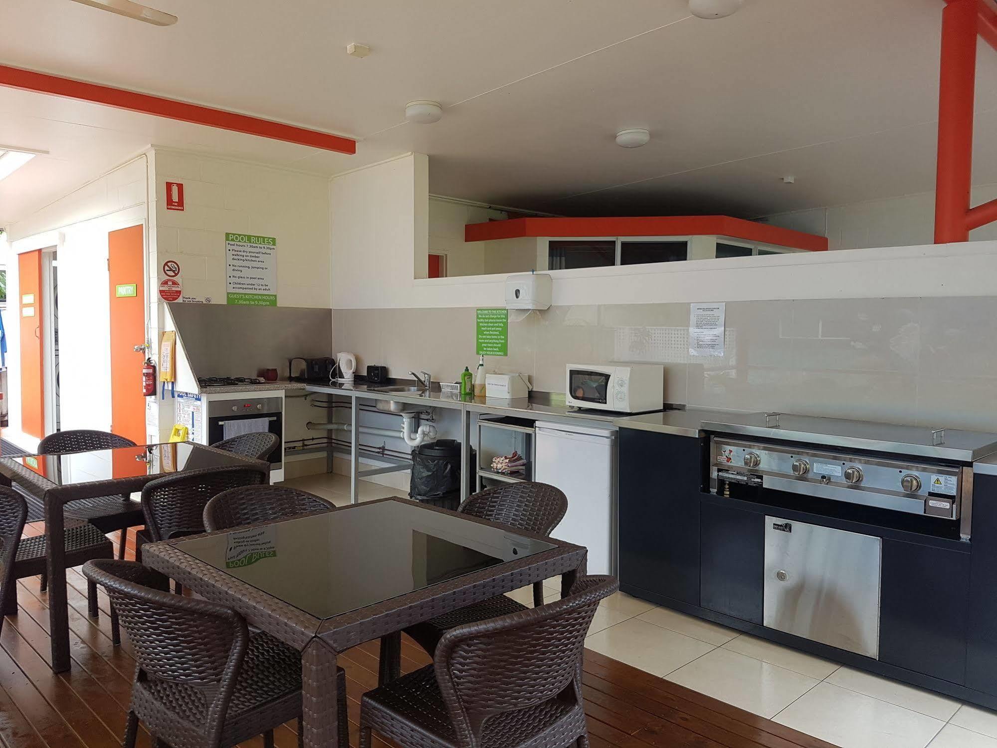 Port Douglas Motel Zewnętrze zdjęcie