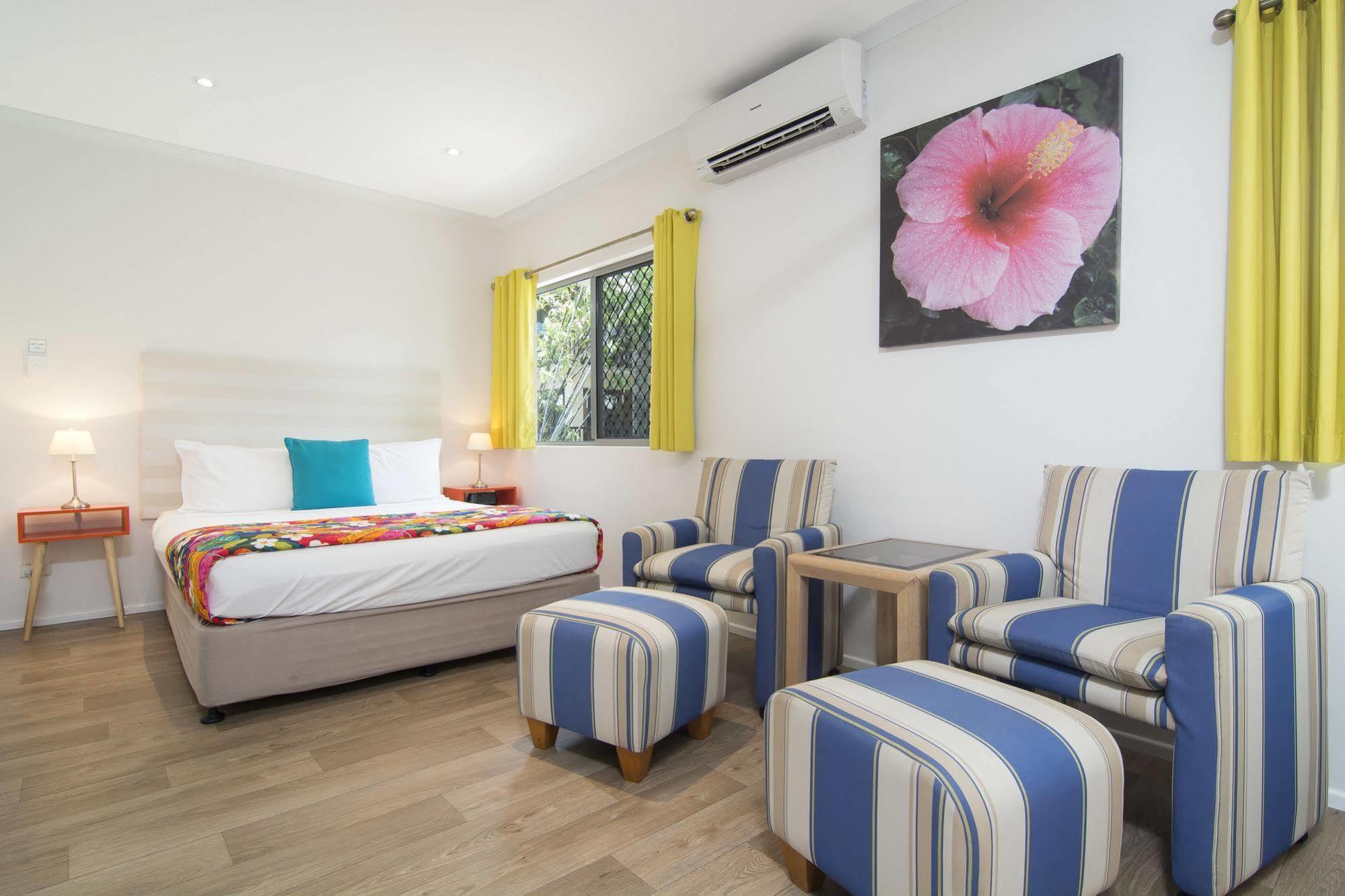 Port Douglas Motel Zewnętrze zdjęcie