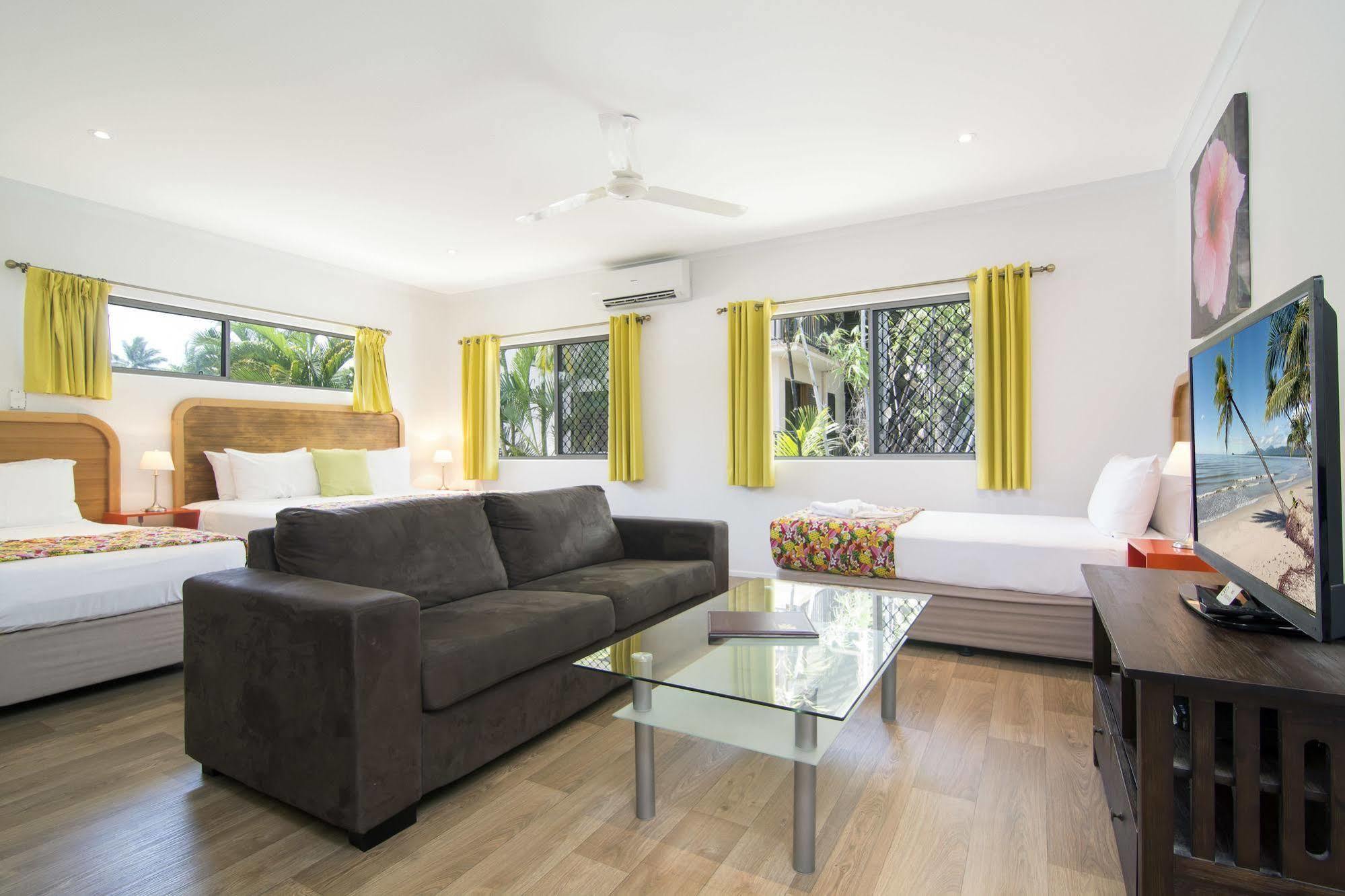 Port Douglas Motel Zewnętrze zdjęcie