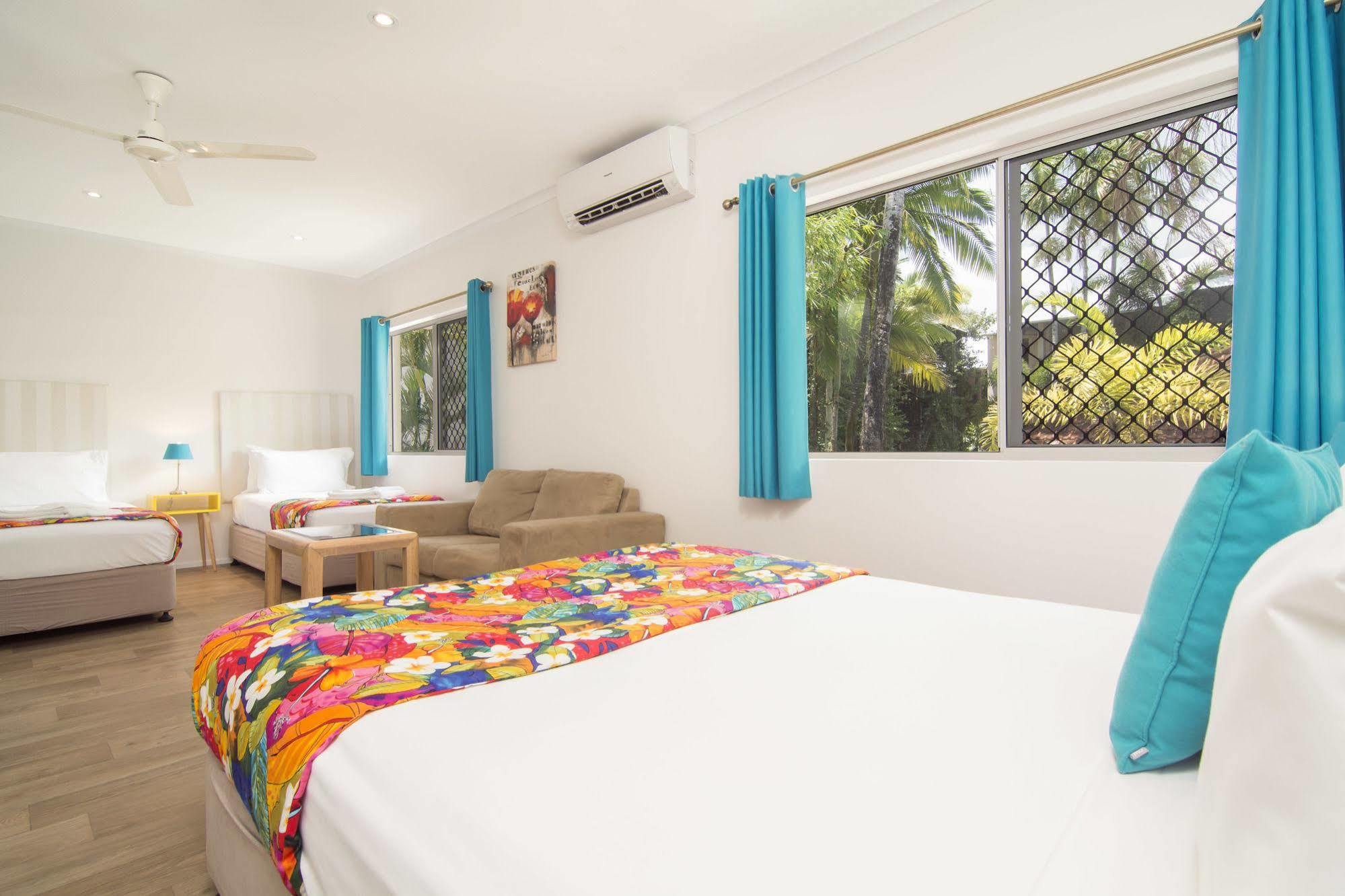 Port Douglas Motel Zewnętrze zdjęcie